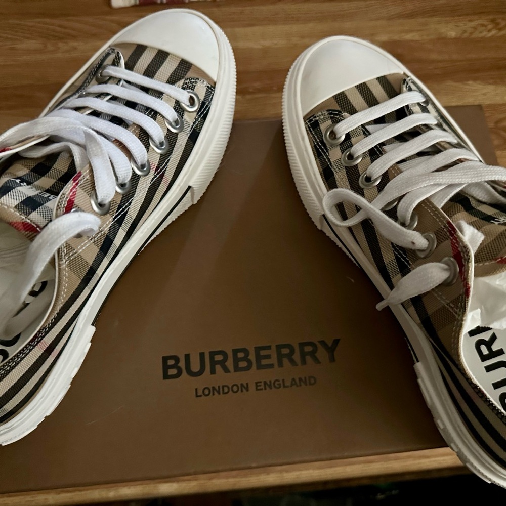 Burberry Checkered Canvas Sneakers - Picture 2 of 15